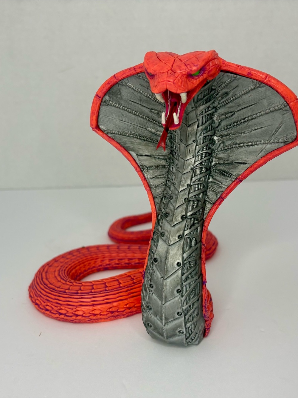 McFarlane Toys Raw 10 BattleSnake Cobra Snake Action Figure Orange-Silver